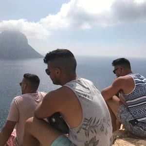 Meet your Posher, Niko